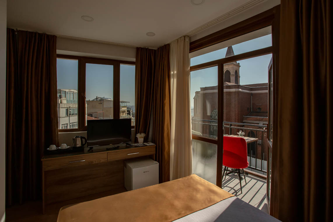 West Palace Hotel