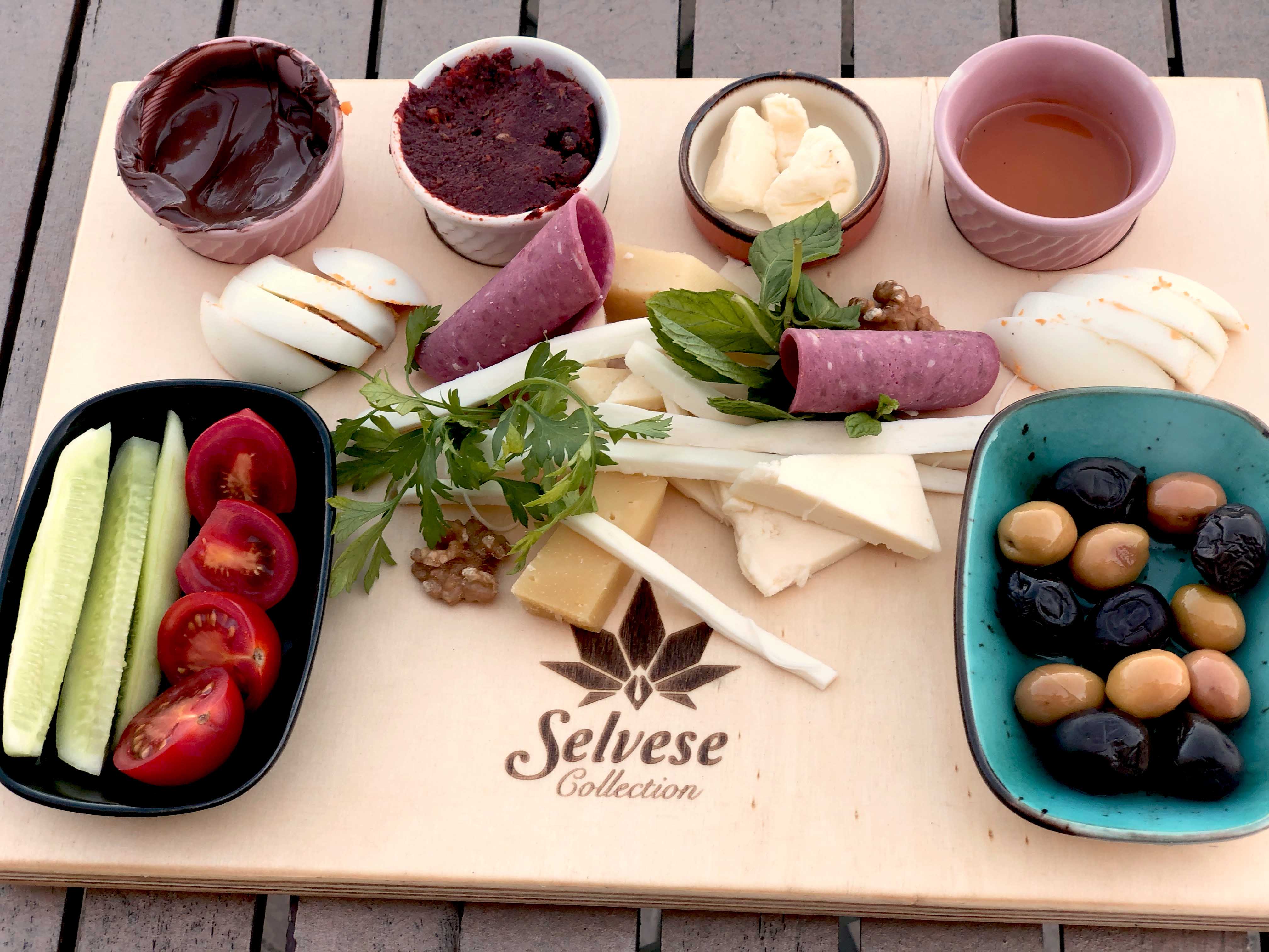 Selvese Collection Galata 1875
