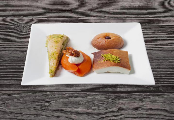 Türk Tatlı Tabağı - Turkish Dessert Plate