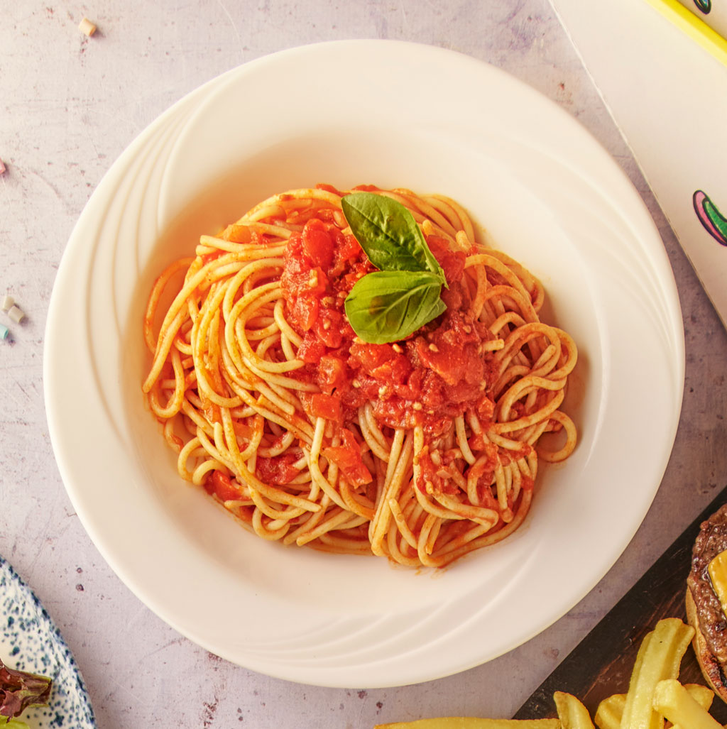Domates Soslu Spaghetti