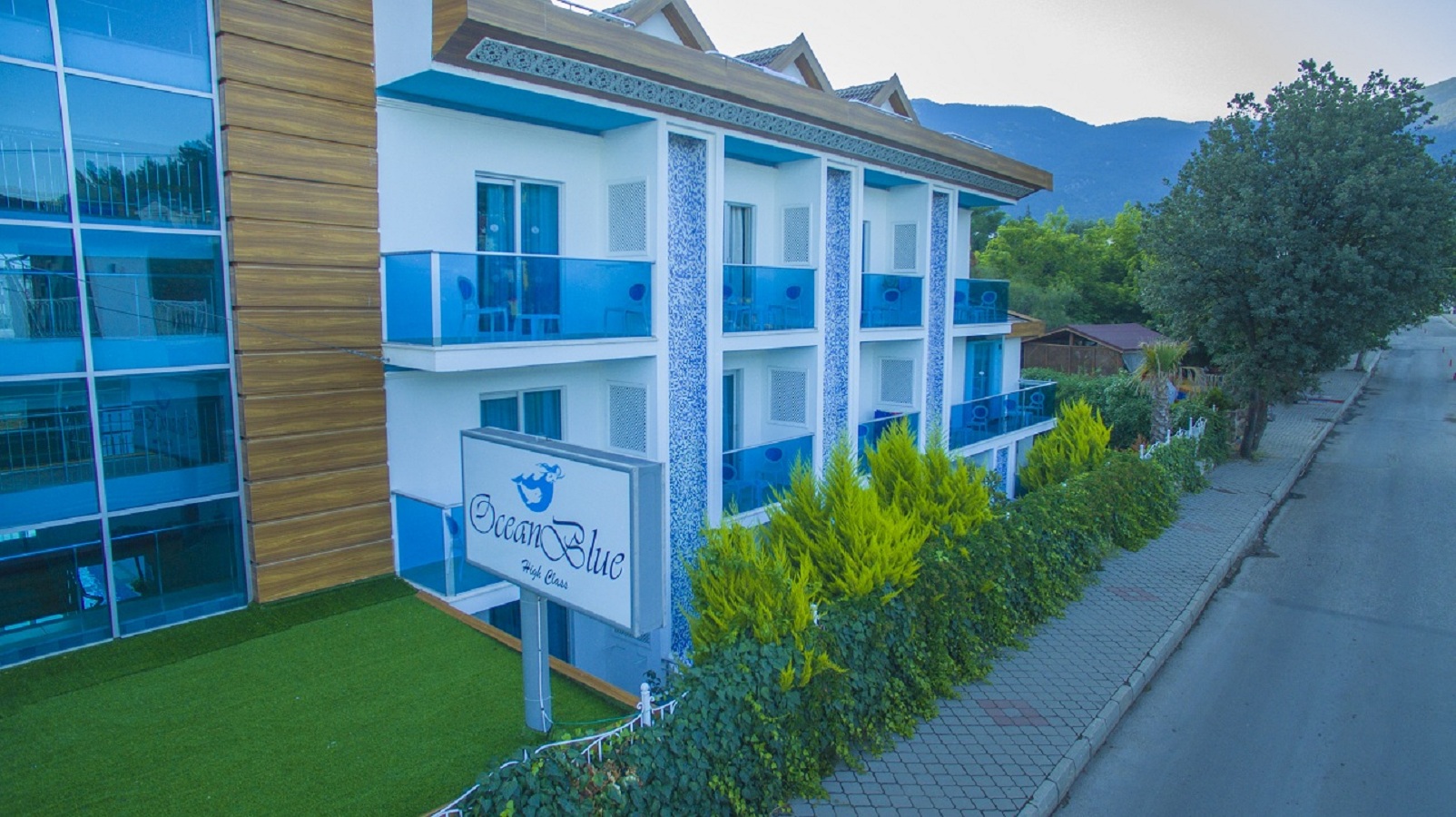 Ocean Blue High Class Hotel & Spa