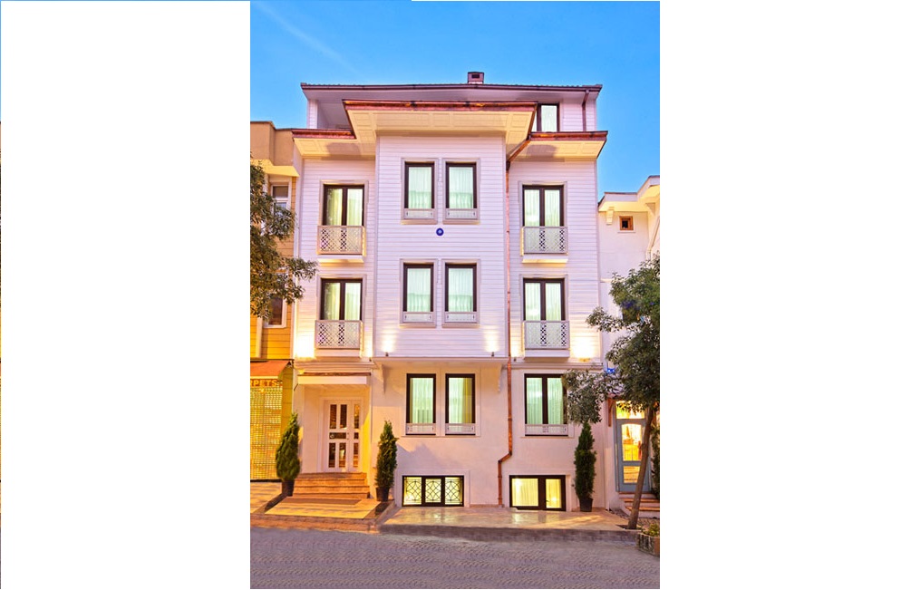 Azade Suites