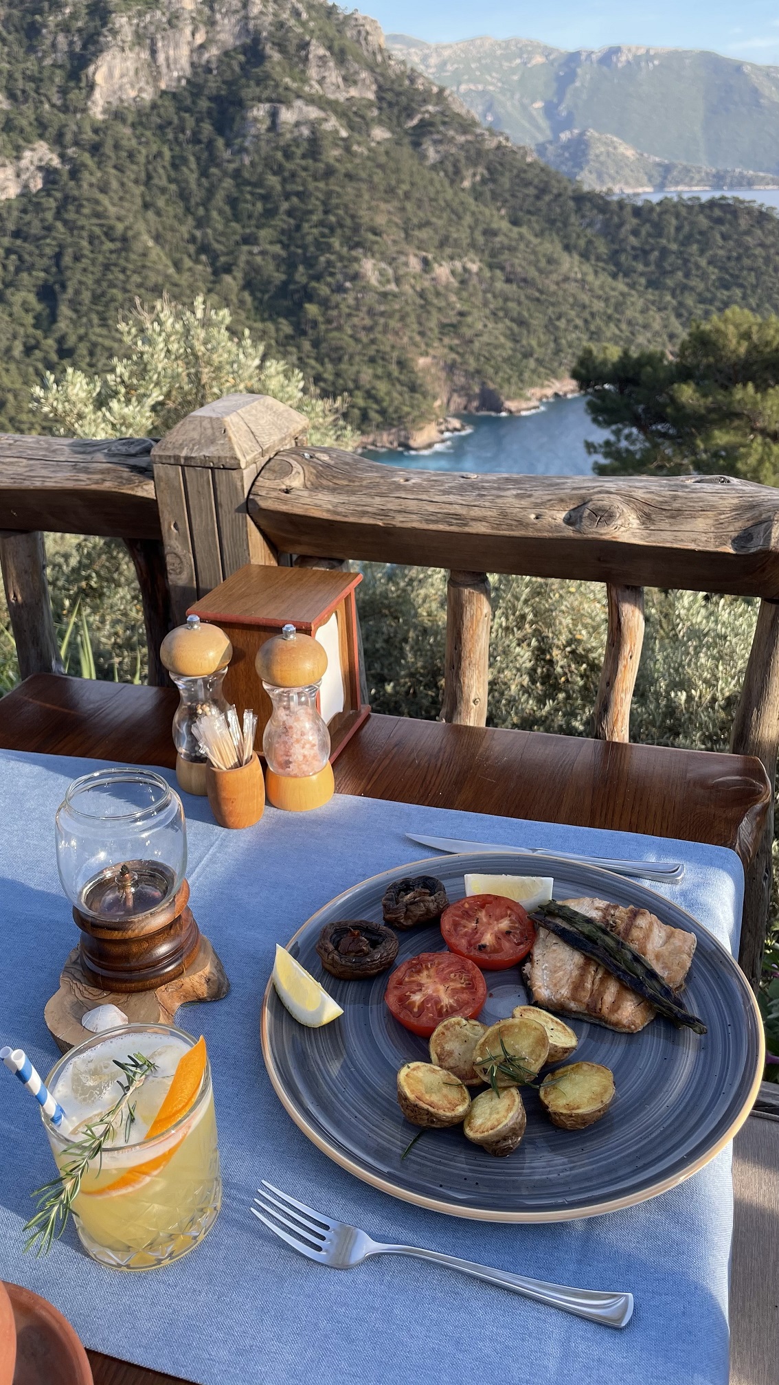 The Olive Garden Kabak