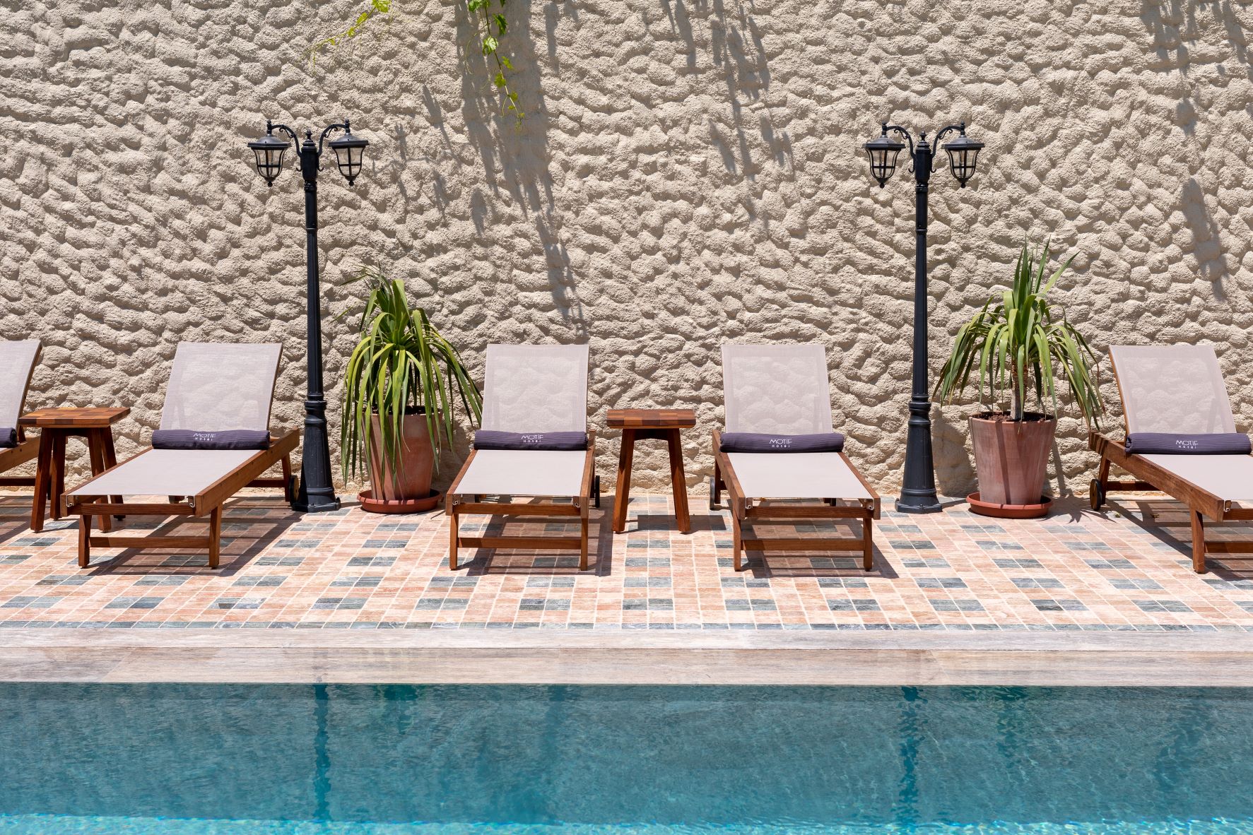 Motif Hotel