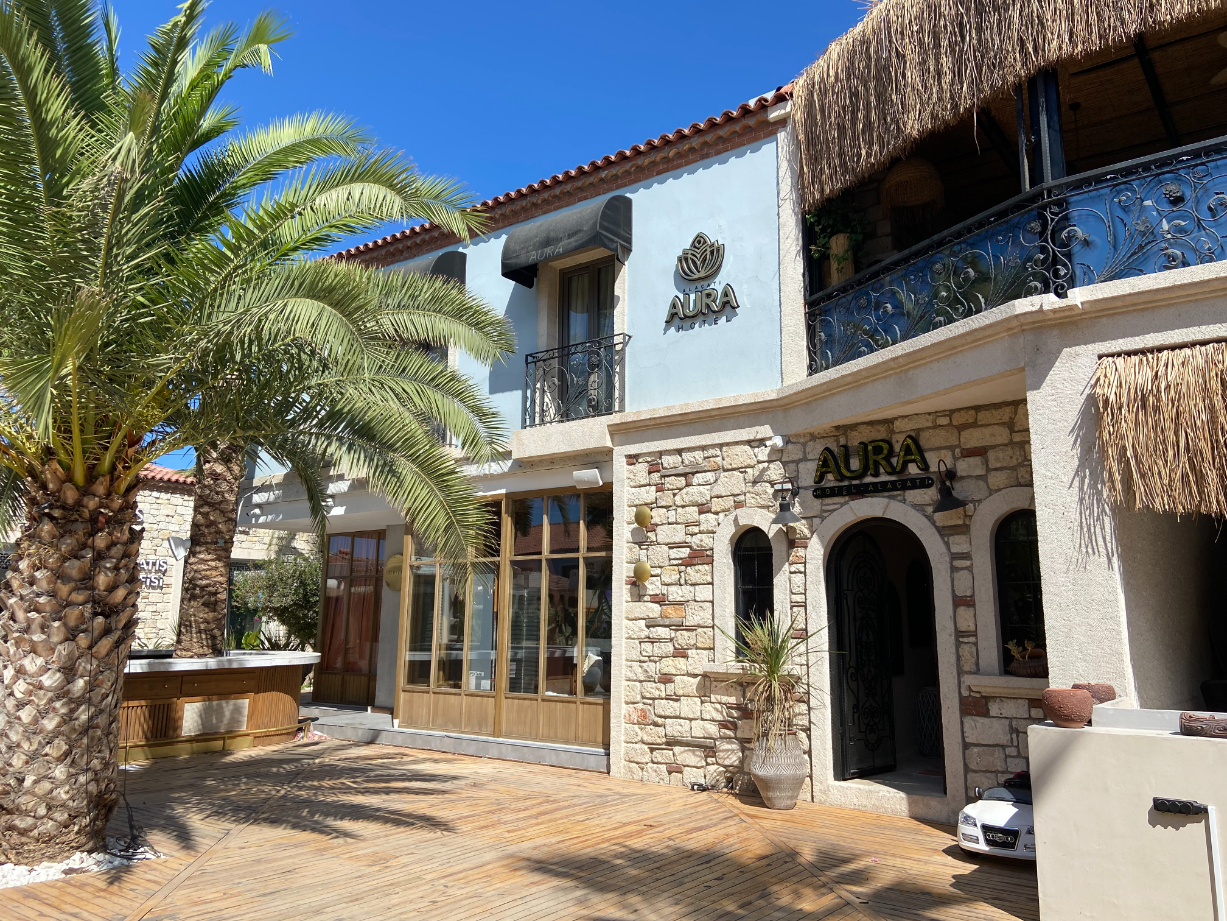 Alaçatı Aura Plus Otel