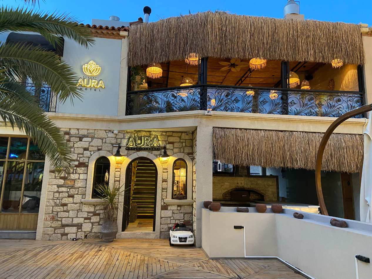 Alaçatı Aura Plus Otel