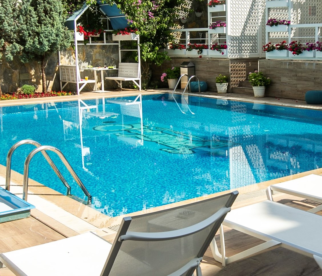 Ascot Hotel