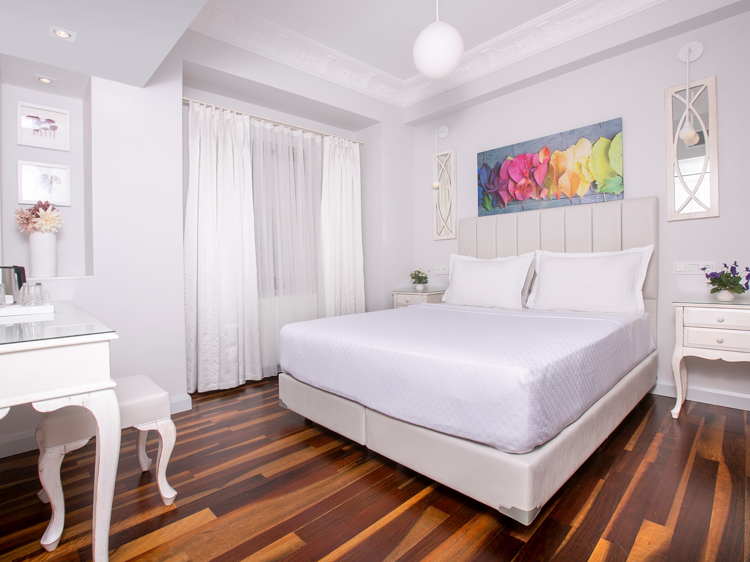 Ascot Hotel