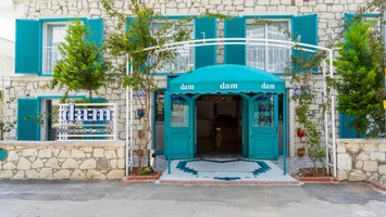 Dam Hotel Lara